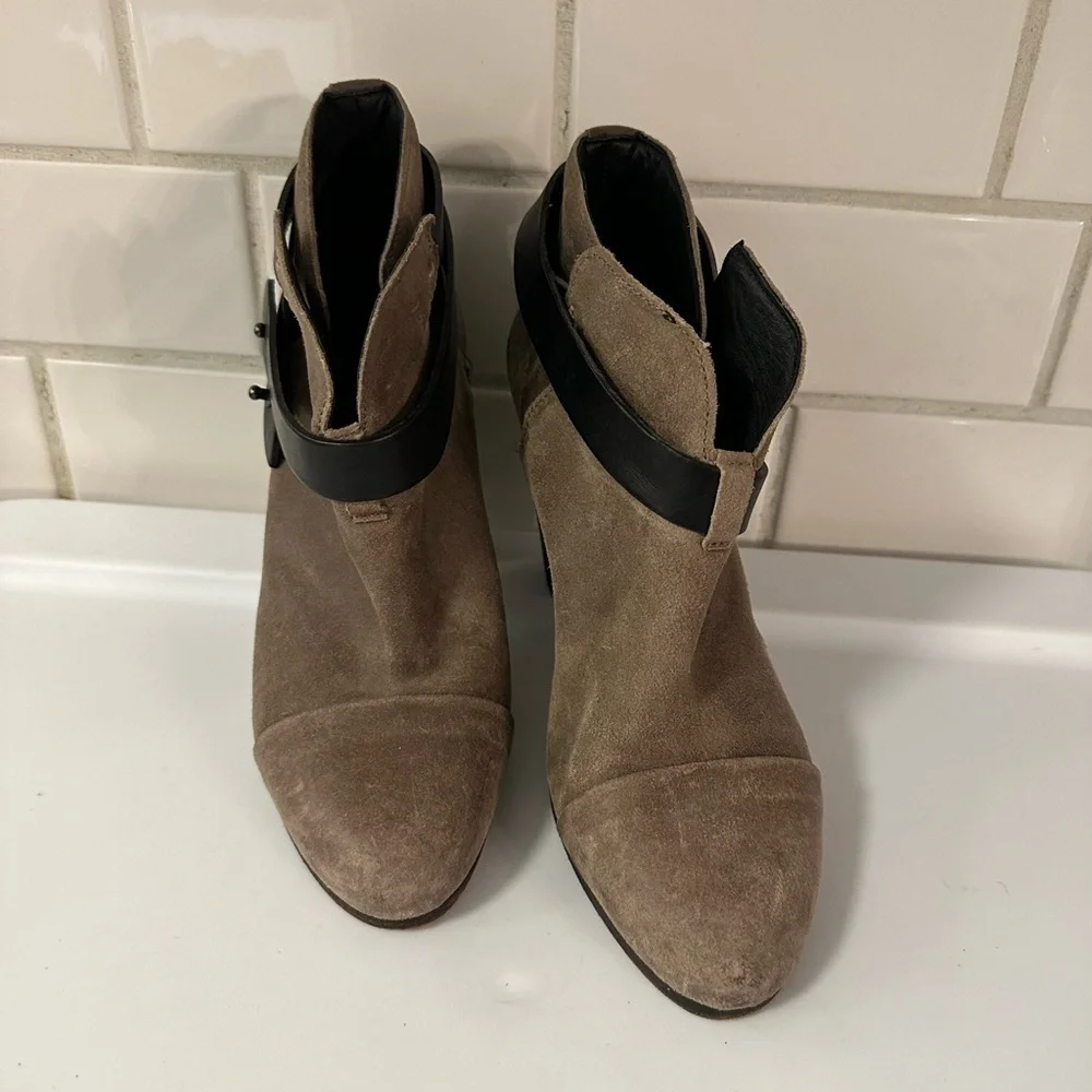 RAG & BONE 7 Harrow Khaki suede leather buckle ankle boot quality luxury western